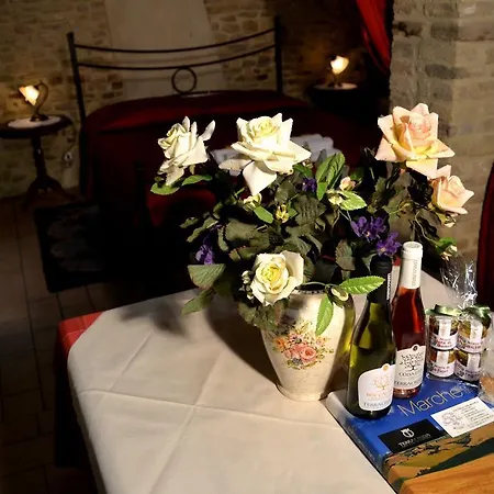 Al Castello Di Montalfoglio