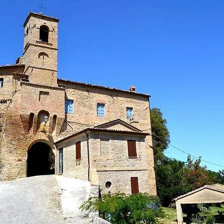 Al Castello Di Montalfoglio