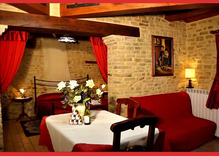 Al Castello Di Montalfoglio Gospodarstwo wiejskie San Lorenzo in Campo