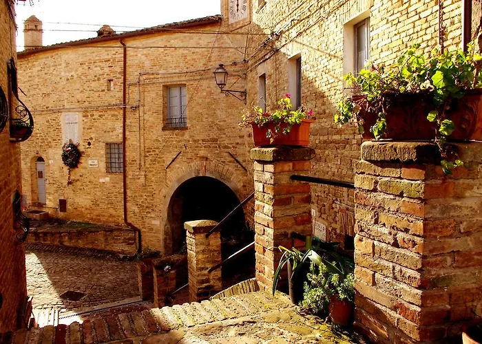 Landsted Al Castello Di Montalfoglio San Lorenzo in Campo