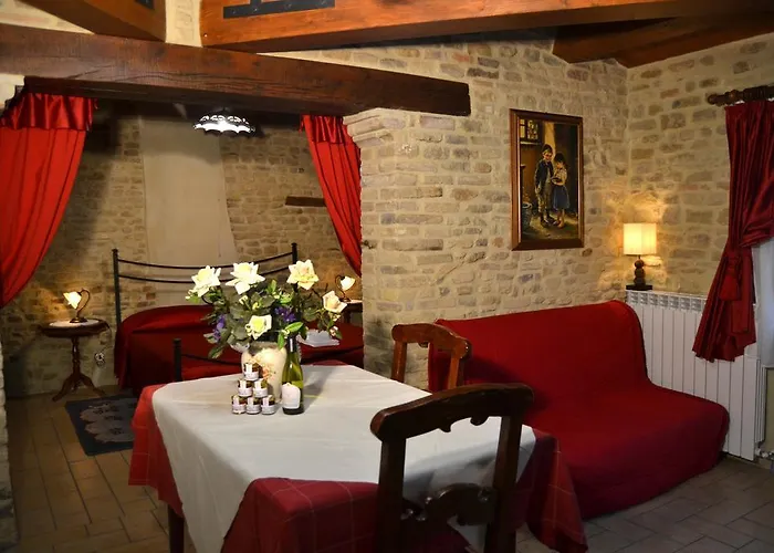 Al Castello Di Montalfoglio